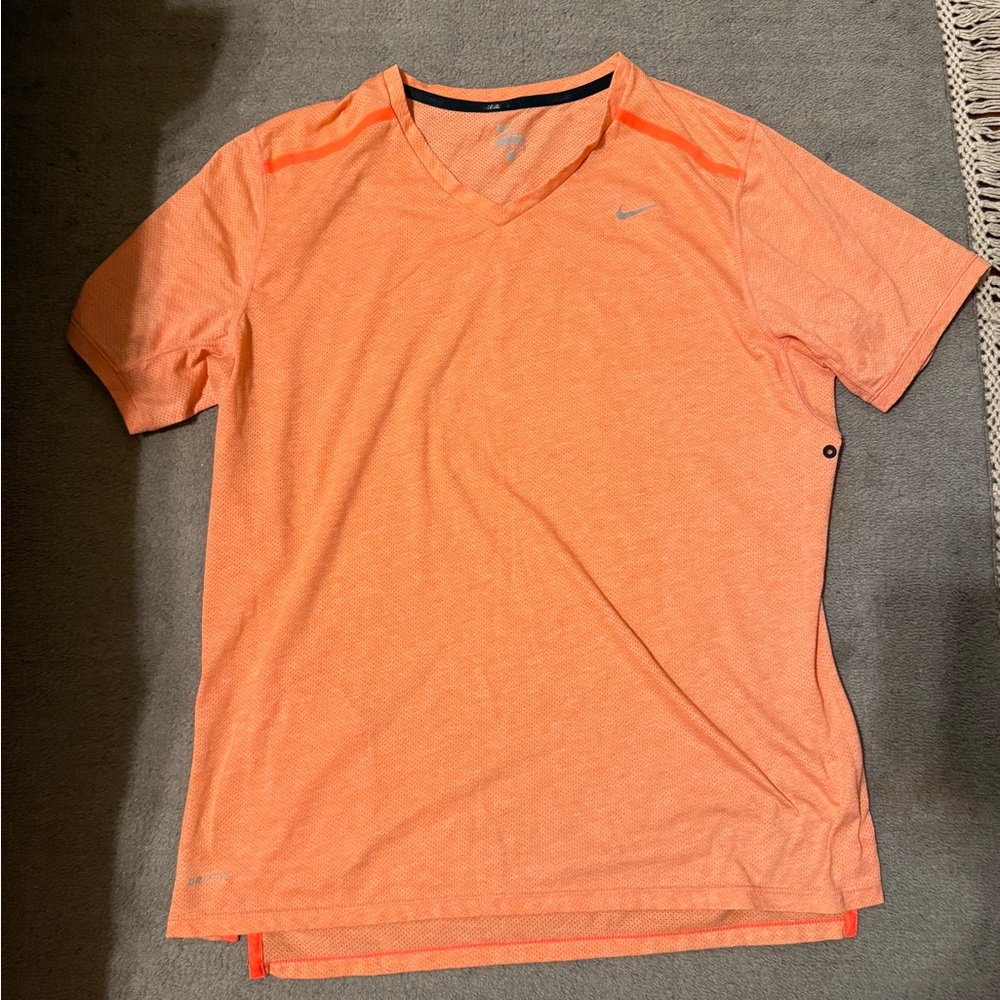 Nike Dri Fit Men’s Bright Orange V Neck Tee Size Large Athletic Running Shirt